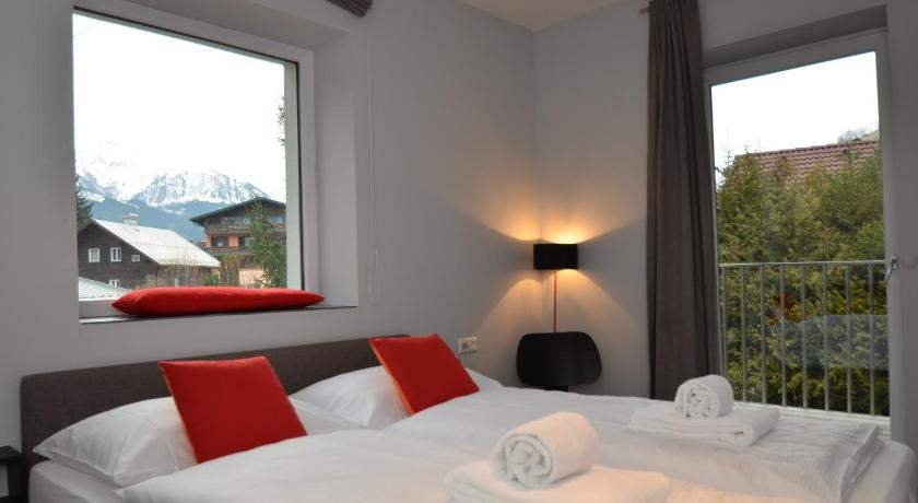 Image of Top 6 - One-Bedroom Apartment with Balcony and Mountain View 0