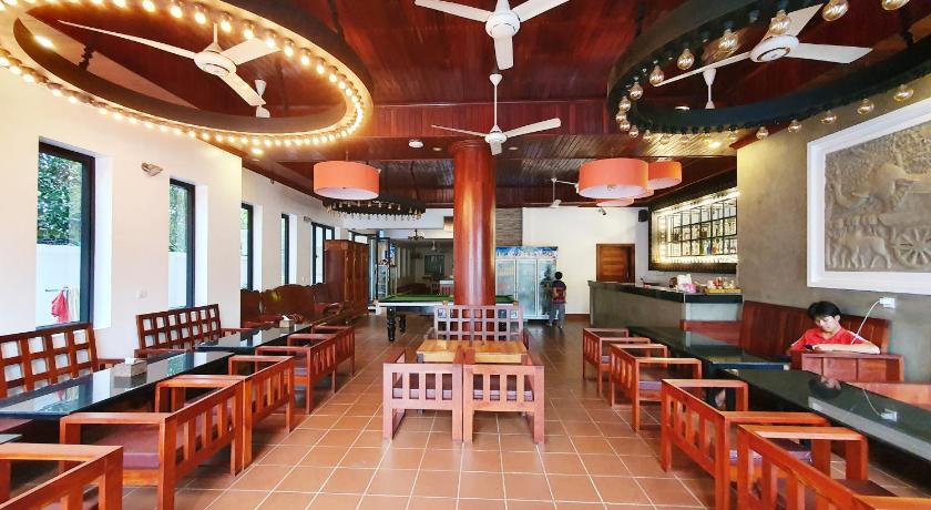 Darling Pub Hostel - image 2