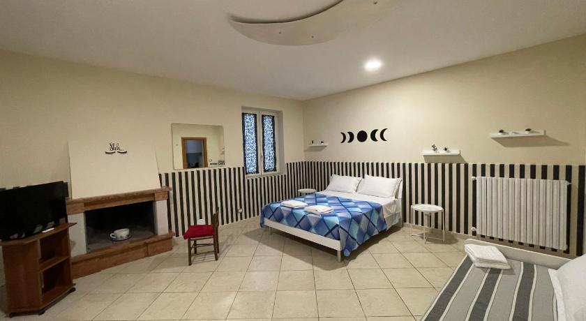 Mezzaluna Guest House