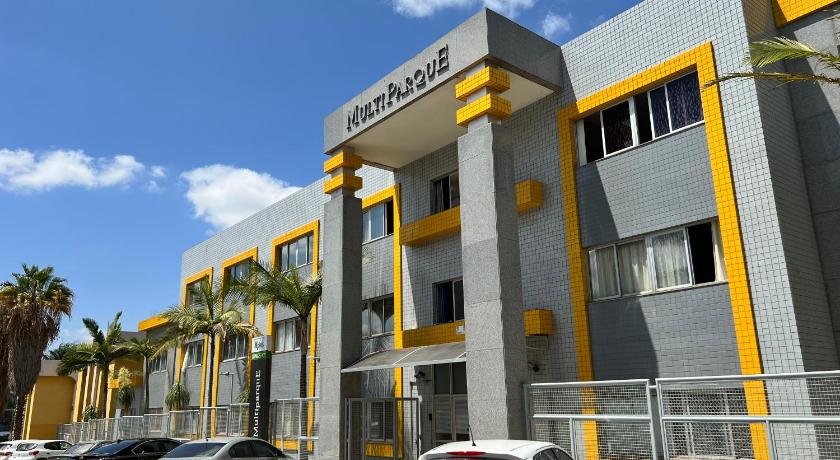 Multiparque Hplus Long Stay — Hotel in Brasilia