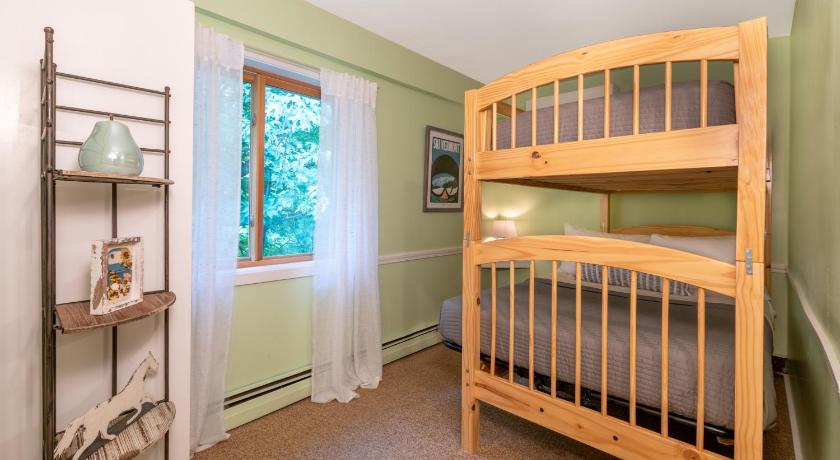 White Horse Lodge photo