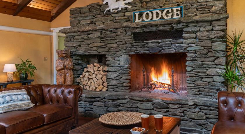 White Horse Lodge — Hotel in Fayston (VT)