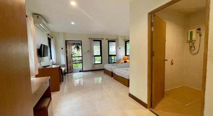 Image of Superior Bungalow Garden View 9