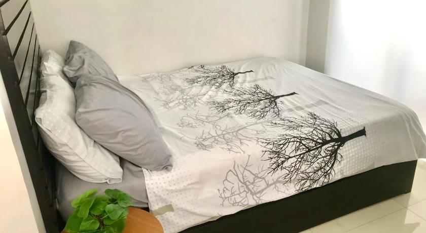 Cozy and Full Service Condo at the Heart of Bacolod photo
