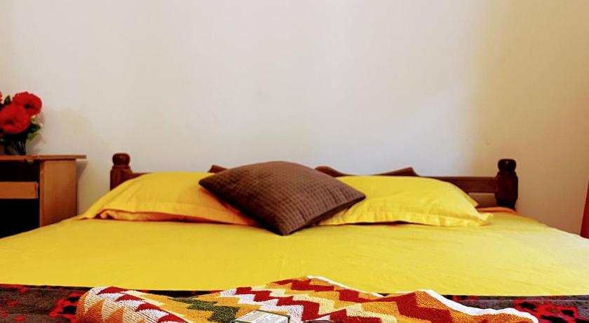 Luxurious 3BHK vacation home amidst the city. photo