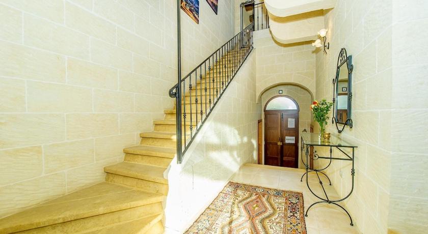 Rebbiegha Holiday Home photo