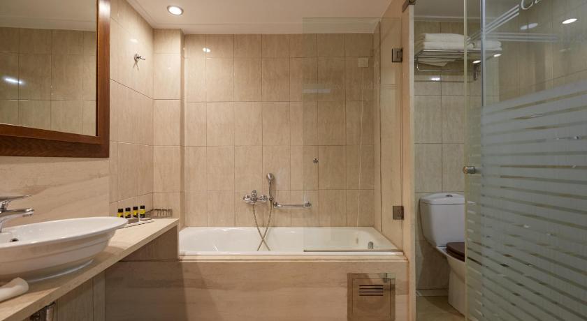 Image of Deluxe Junior Suite 2