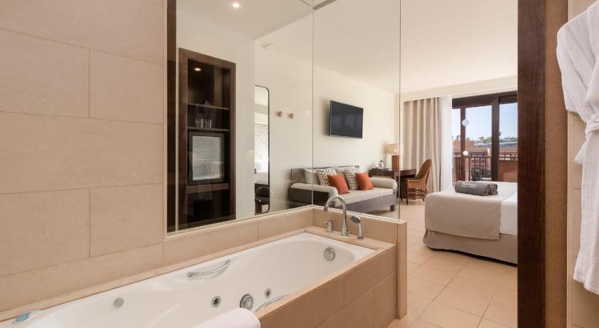 Image of Double Room 6