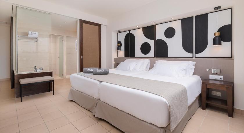 Image of Suite 4
