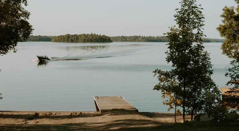 Silver Rapids Lodge & Campground photo