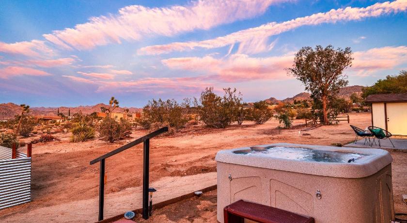 The Stargaze in Joshua Tree - Pool, Hot Tub, Views photo