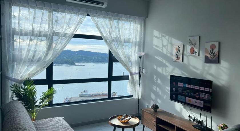 Seaview & Sunset view @Jesselton Quay by StayPlace photo