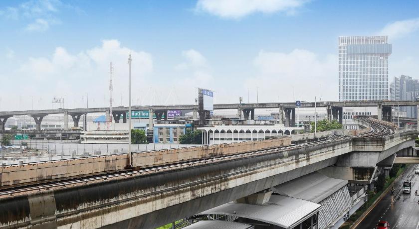 バンコク Takka Hotel - Bangna 3つ星 ホテル 眺望