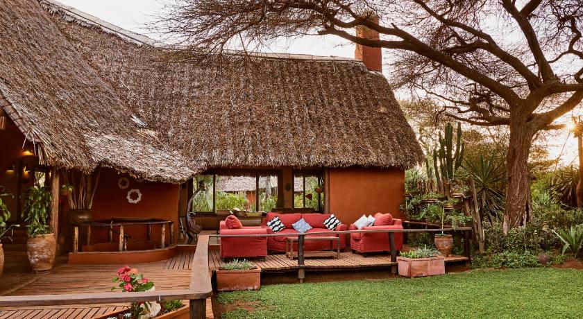 Tawi Lodge photo