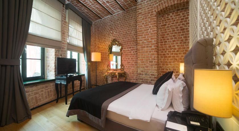 Image of Suite Room 15