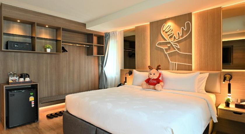 Image of Luxury Family Suite 4