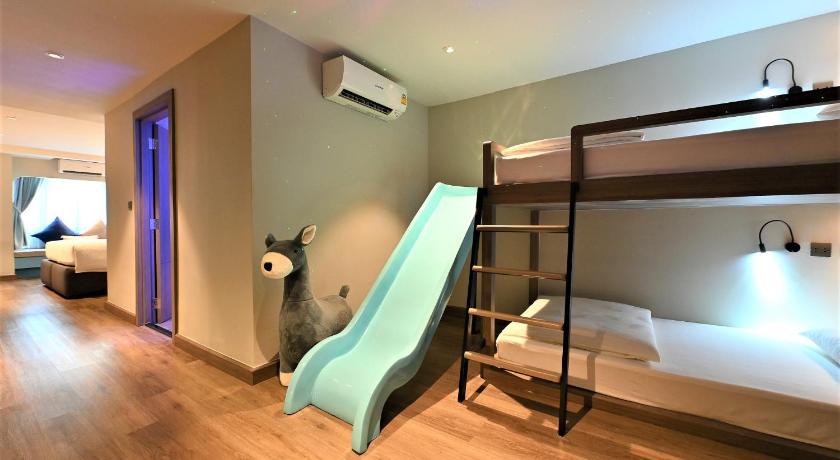 Image of Luxury Family Suite 7