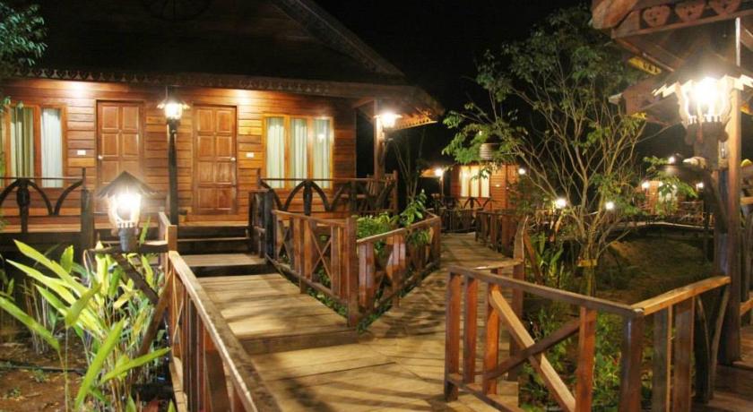 รูปของห้องที่มีประตูเชื่อมถึงกัน (Connection Room) 1