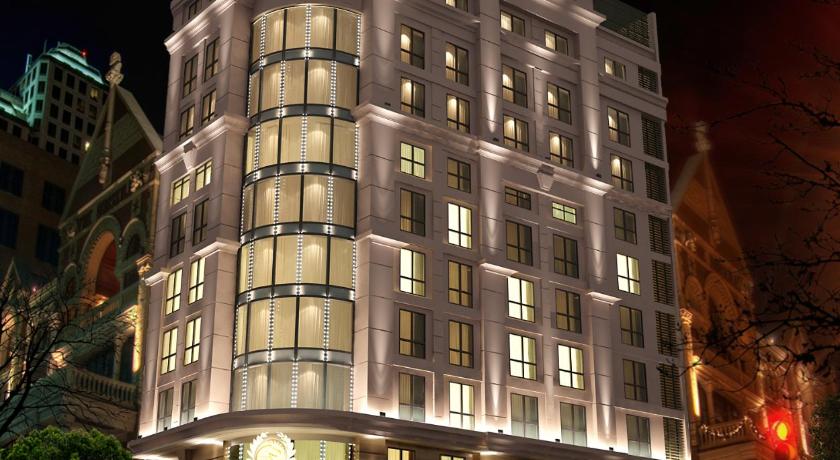 胡志明市 Athena Hotel 4星级 酒店 泳池