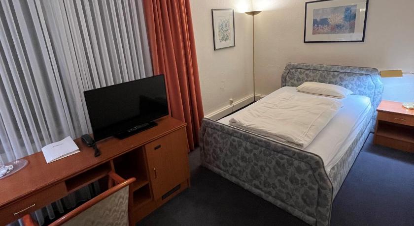 ミンデン Hotel Exquisit 3つ星 ホテル スイート