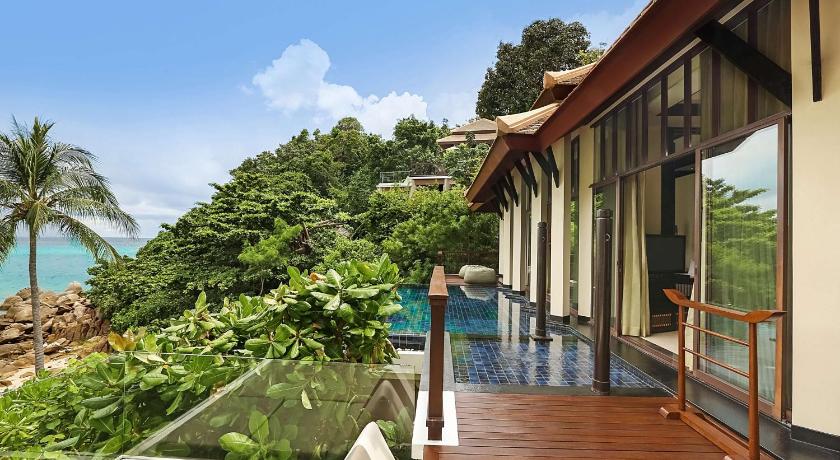 コ・サムイ Banyan Tree Samui 5つ星 ホテル 外観