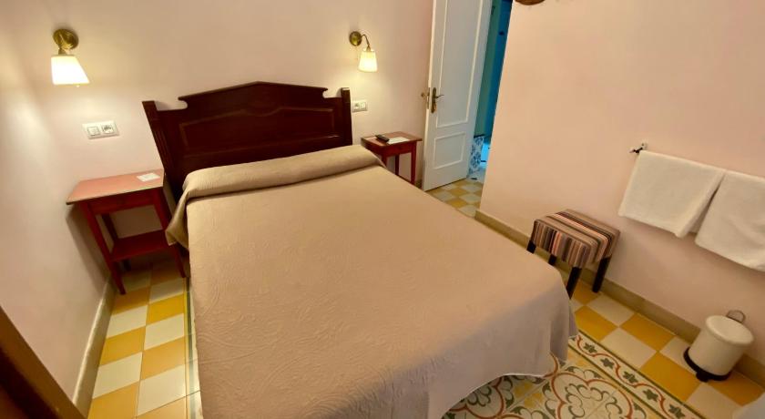 Pension Espana photo
