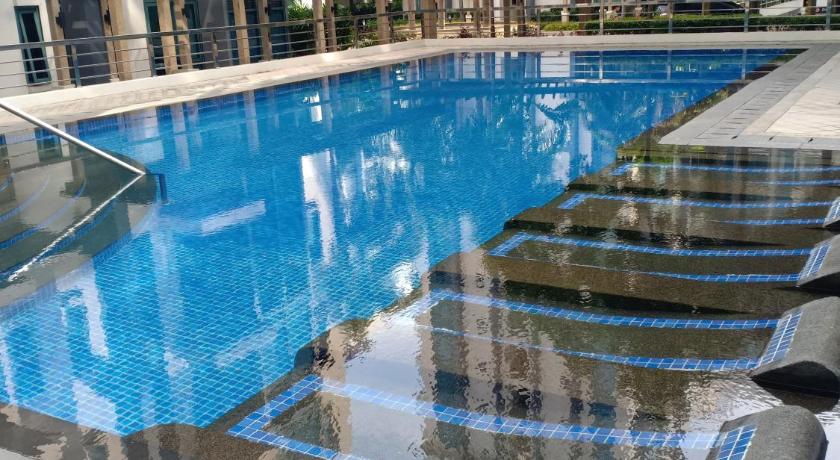 MRMCONDOTEL cluster 1 2H — Hotel in Manila