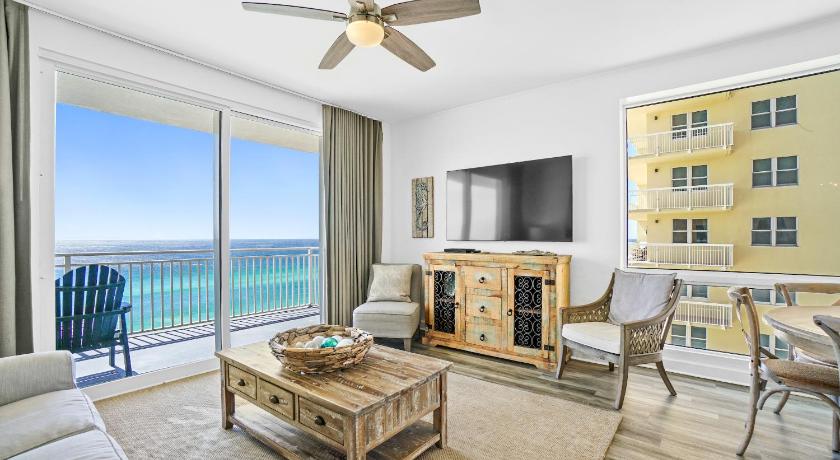 Image of Two-Bedroom Apartment with Sea View - 801W-B 7