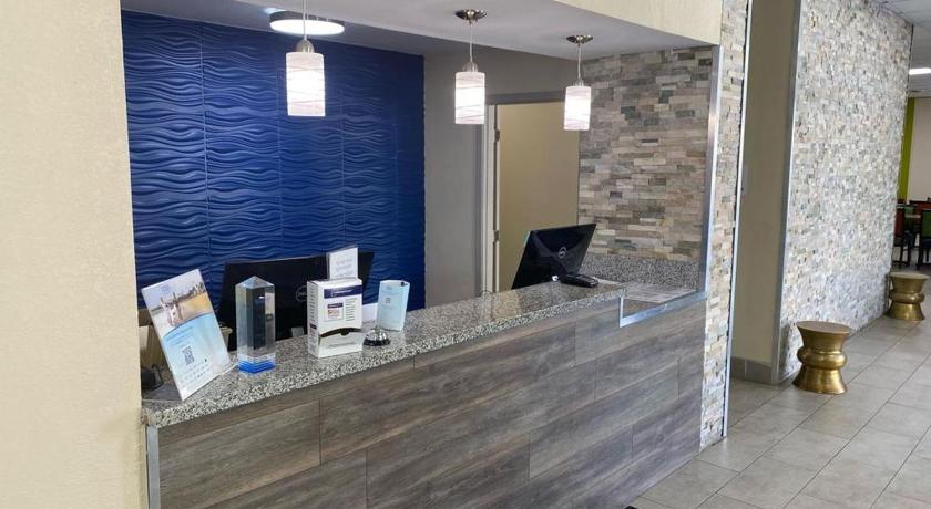 Baymont by Wyndham Cheraw photo