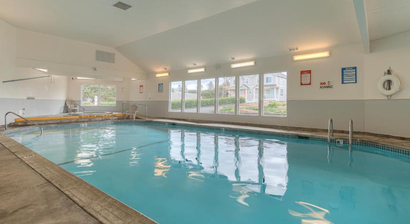Surftides Plaza Rentals photo