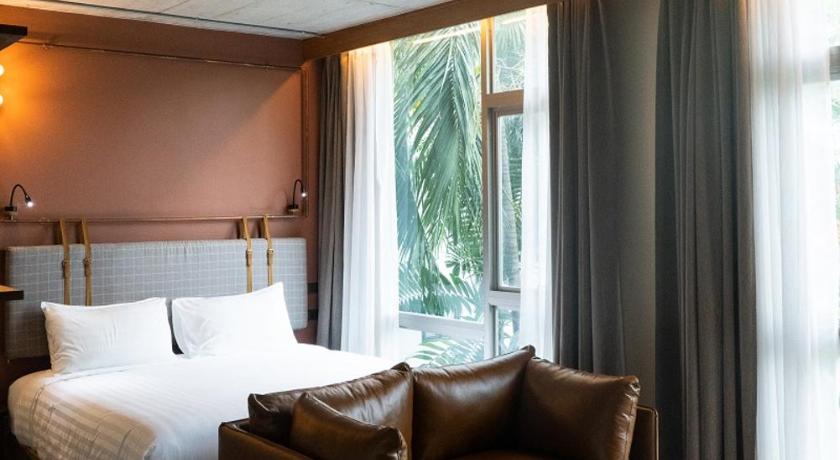 Image of Premier Studio 4