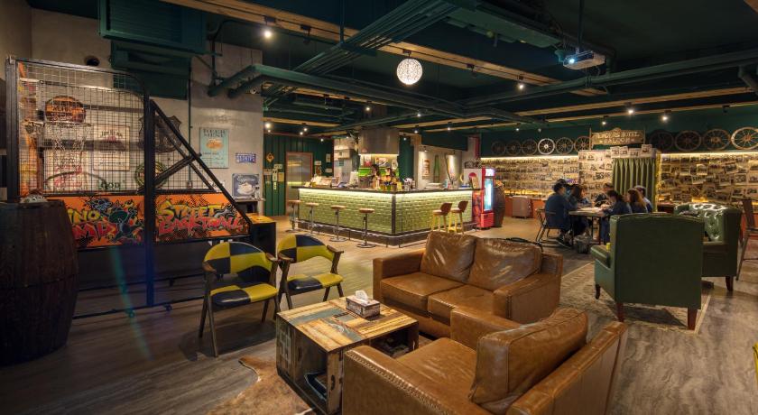 Roaders Hotel Zhonghua photo