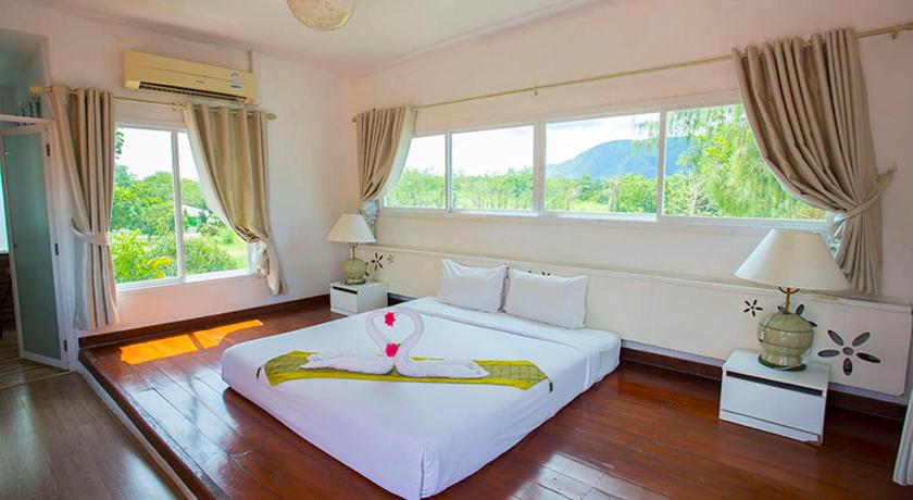 Image of Deluxe Family Room - Daisy 0
