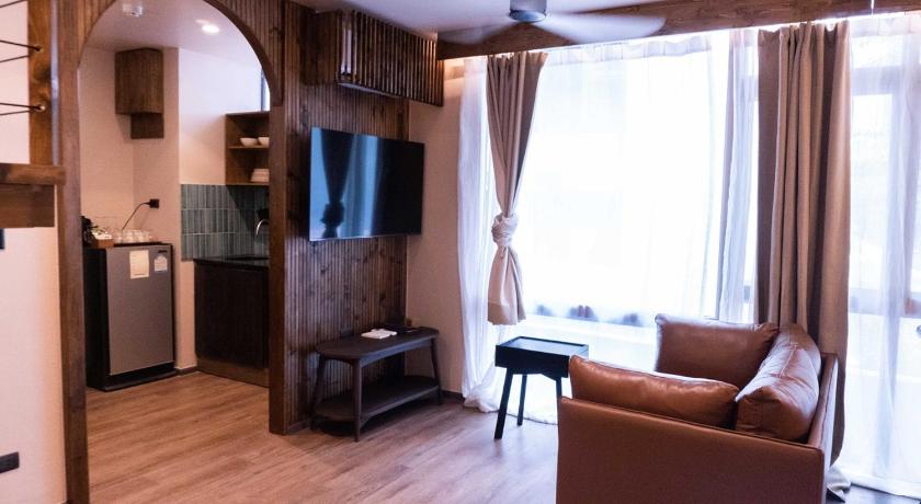 Image of Family Room for 4 People - Non-Smoking 5