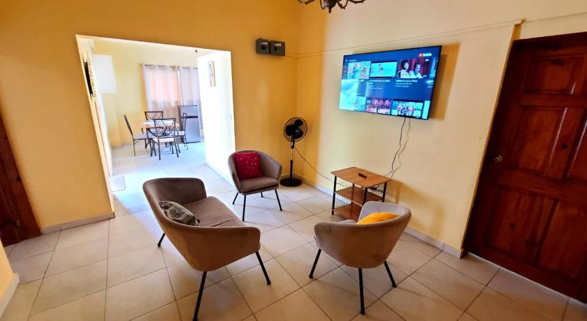 Beautiful one bedroom penthouse suite photo