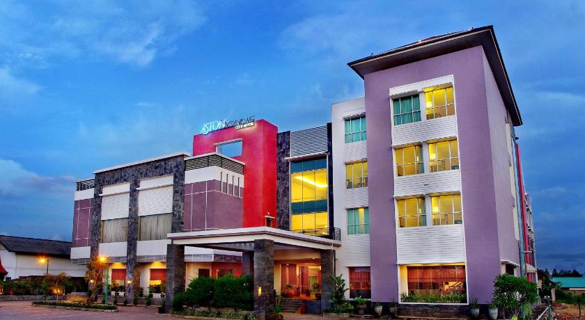 Aston Tanjung City Hotel photo