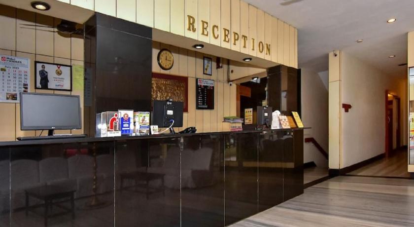 Hotel Pandian photo