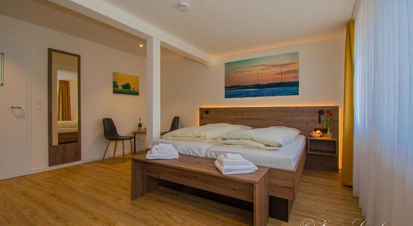 ヴァレン Hotel Zwei Linden - links der Elbe - Niedersachsen 3つ星 ホテル 眺望