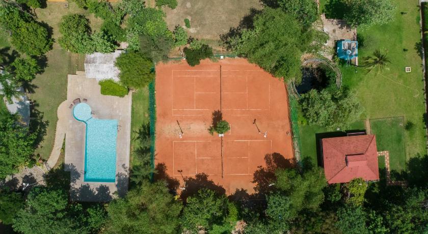 Sugam Resort & Convention Centre photo