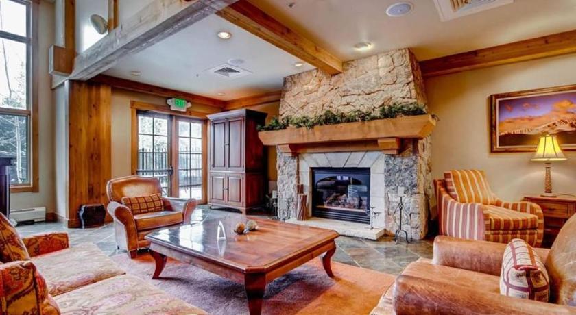 Image of 2 Bedroom Condominium 6