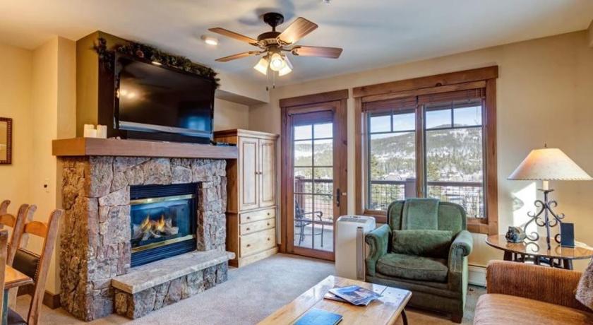 Image of 3 Bedroom Condominium 13