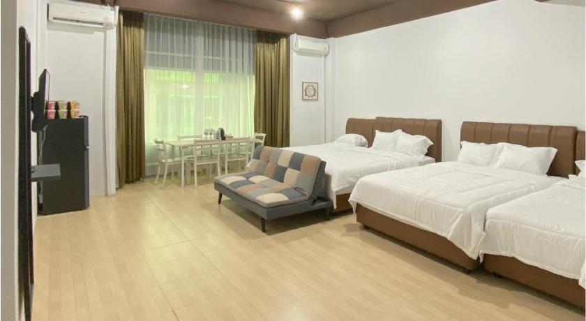 CN Homestay at Nagoya Hill Mall - image 2