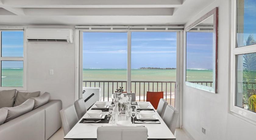 Amapola SeaSide Beach Front Apartment photo