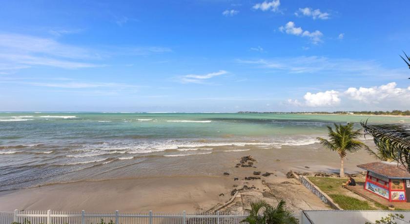Amapola SeaSide Beach Front Apartment photo
