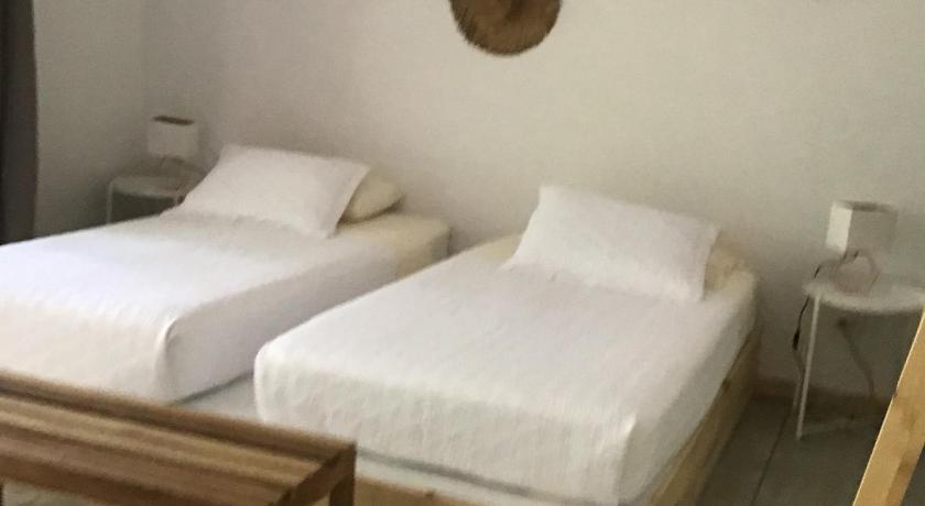 Image of Superior Room 3