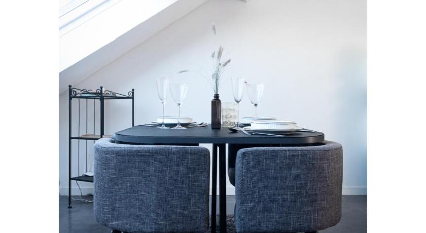 Central Perk Apartments-Antwerp