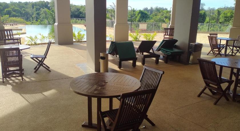 Santubong Suites Sejinjang photo