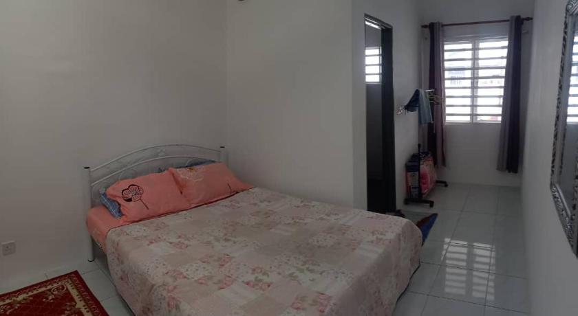 Homestay D'Mama Ifor muslimI photo