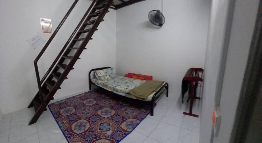 Homestay D'Mama Ifor muslimI photo