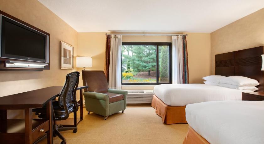 DoubleTree by Hilton Hotel Boston - Bedford Glen